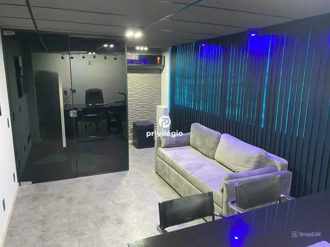 Excelente Sala Comercial Duplex Reformada na Av. Olegário Maciel - Jardim Oceânico