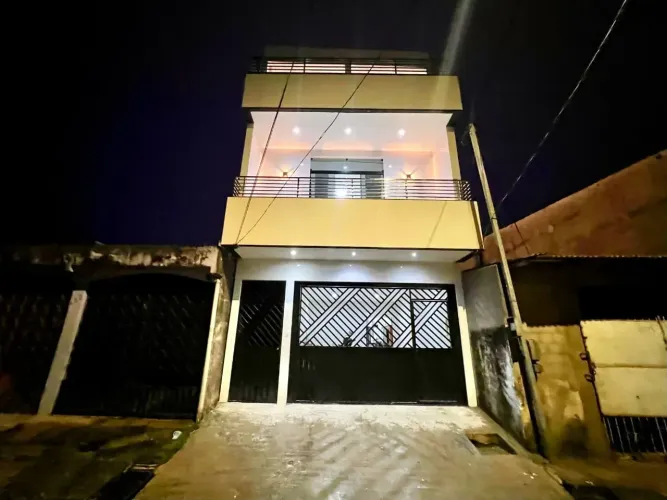 Casa Térrea Triplex - 228 m² - 3 quartos na Sacramenta - Belém - PA