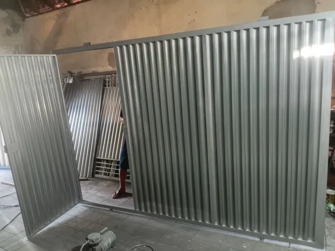 Portão galvanizado 1400 *19
