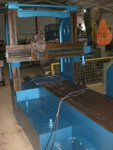 Plaina limadora de mesa hidráulica Omil 2000 mm em bom estado