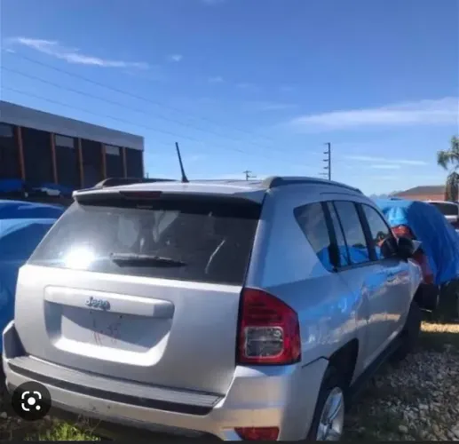 Sucata Jeep compass