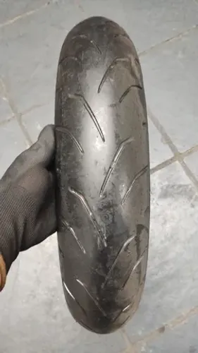 Pneu Usado Bridgestone Battlax S20 120/70-17