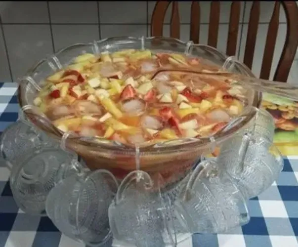 Xícara, poncheira com xicaras 