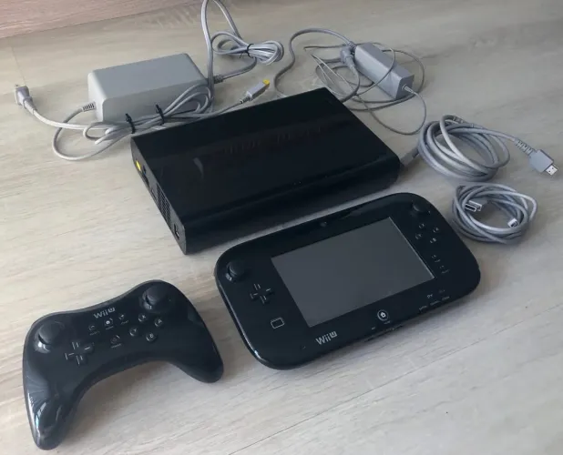 Wii U Deluxe 32gb + 18 jogos + controle pro