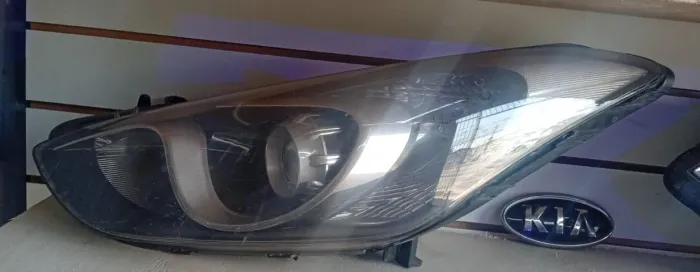 FAROL HYUNDAI LH I30 14