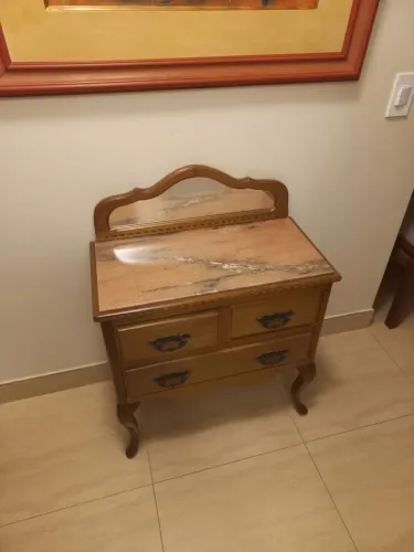 Mesa de Cabeceira Madeira Maciça e Mármore Alto Padrão 