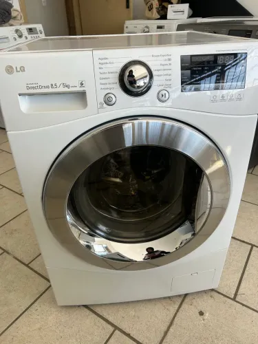 Lava e seca LG 8,5 kg painel touch 220 volts impecável