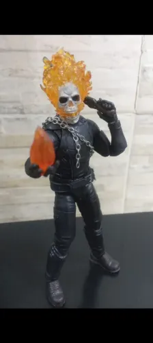 Motoqueiro Fantasma Marvel Legend custom
