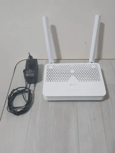 Roteador tp link 2 antenas modelo XC220-G3(BR) - Apenas 2 meses de uso