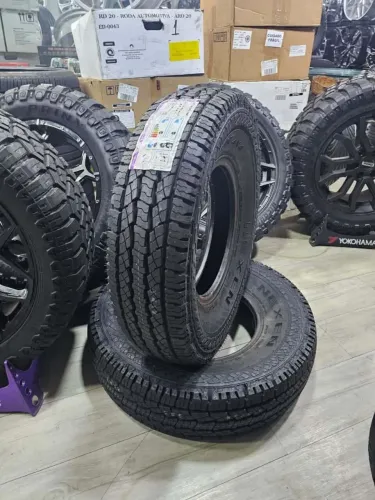 Pneus 235/85R16  Nexen AT