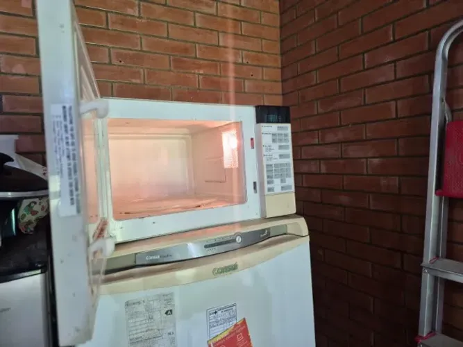 Micro-ondas Samsung mw5730w