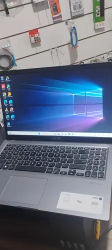 Notebook asus ryzen 5 com video integrado (roda uns jogos)