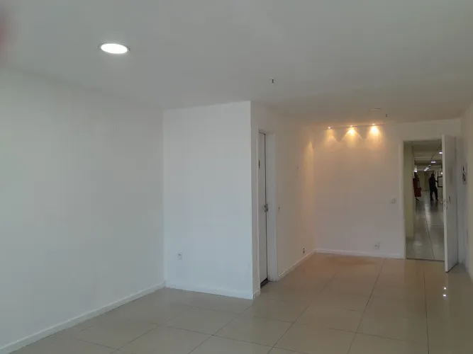 VENDO OU ALUGO SALA COMERCIAL COM 30M² - CONNECTION OFFICES MADUREIRA
