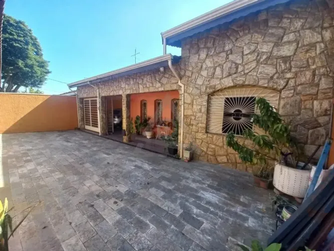 Casa à venda em Campinas, Vila Pompéia, com 3 quartos, com 142 m²