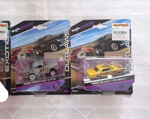 Miniaturas premium maisto Outlaws 1/64