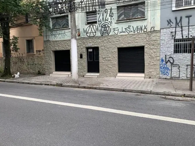 Loja 70m2 próximo ao Metro Santana- Ponto de ônibus na porta