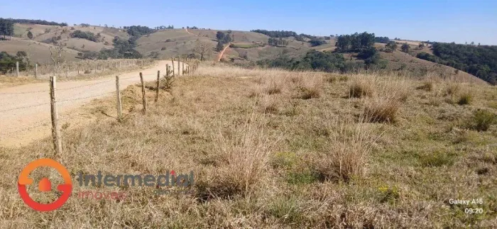 Sítio para venda 34.202 m² em Capela Itapeva/SP de terreno com nascente na propriedade -