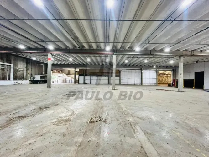 Galpão industrial para vender no Bairro Canhema em Diadema - SP.