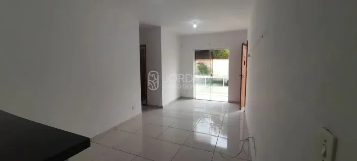 CASA, 2 DORMITÓRIOS