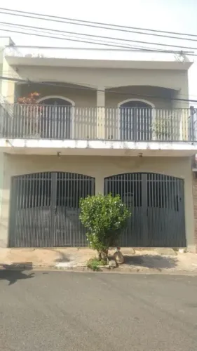 Sobrado c/ 3 Dorm. - Jardim Social Belvedere