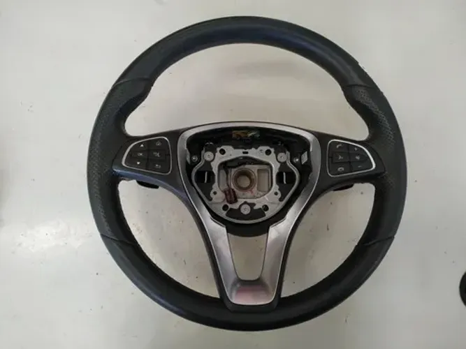 Volante Mercedes Benz C200 2.0 Turbo 2017 Com Detalhes 1236