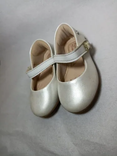 Lote de sapatinho de menina 