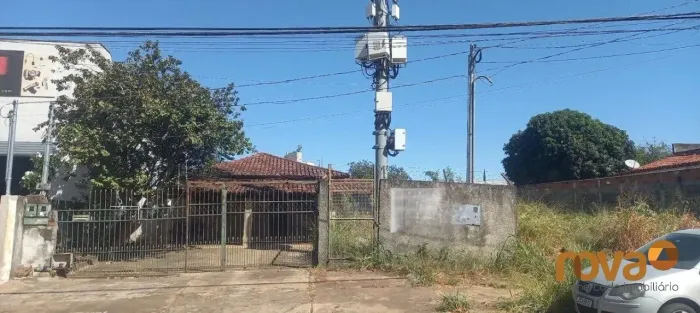 LOTE COM 447,06 M² - AVENIDA BELA VISTA.