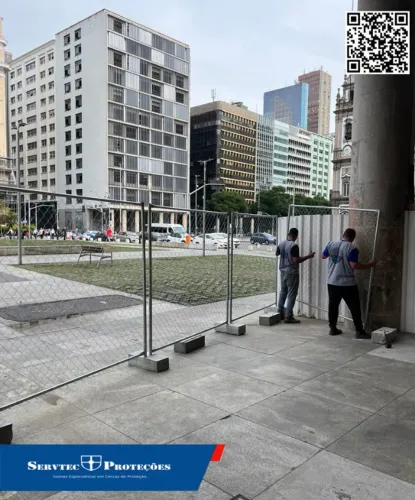 Alambrado Móvel com Suporte de Concreto - Proteção Temporária com Praticidade!