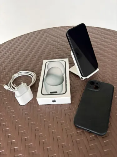 Apple iPhone 15 (128 GB) - Preto 