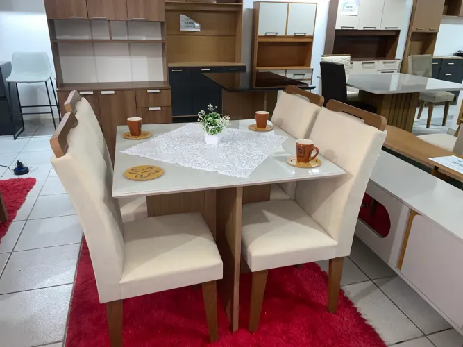 Mesa de jantar 4 lugares 90x90
