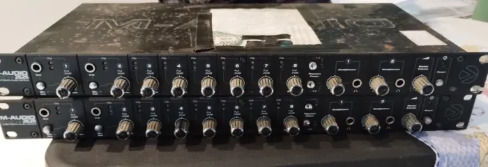 Placa M-audio 2626 (danificadas)