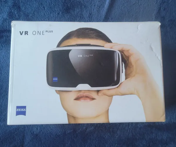 Óculos de Realidade Virtual VR One Plus