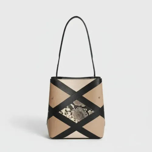 Bolsa Arezzo original em couro legítimo!