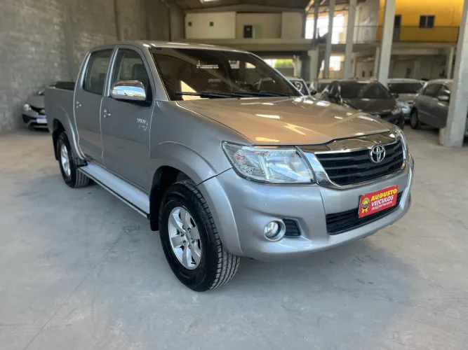 Toyota Hilux CD SRV 4X4 2.7 Flex 16V Aut. 2015