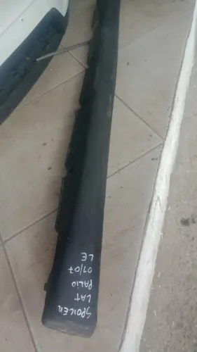 Spoiler Lateral Fiat Palio Weekend 2001 / 2007 lado esquerdo