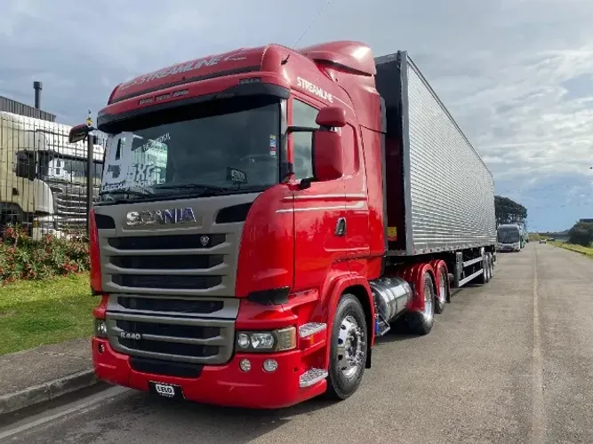 Scania R440 Streamline Ano19 Automático com RETARDER +  Baú Nostra Ano 25 0km 15.40 x 2.90