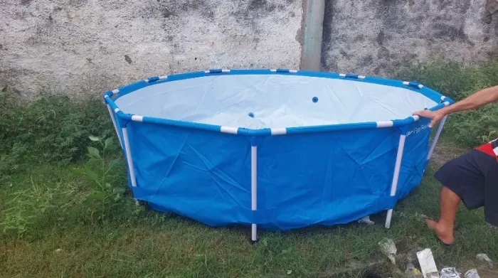 Vende-se Piscina 4,600litros