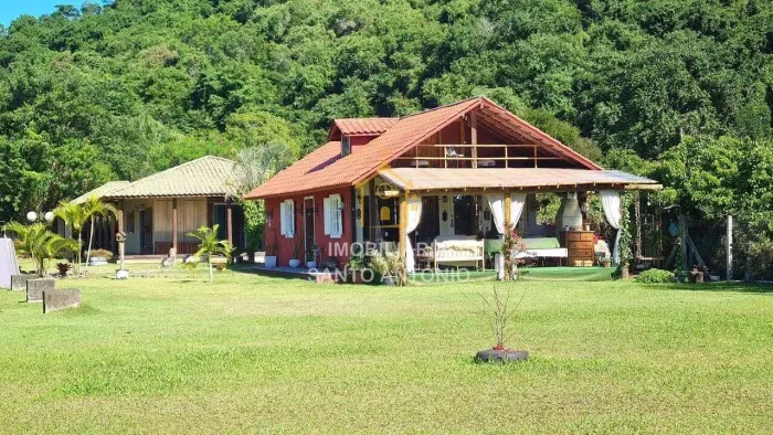 Sítio à venda, 4 quartos, 2 suítes, SAMBAQUI - Florianópolis/SC