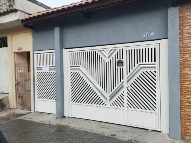 Casa no Jd Iguatemi - Zona leste/SP - 02 quartos - 01 banheiro - 11 9 5340-6939