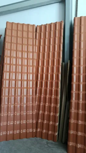 Telha PVC longa 3.30 x88. Plan. Cor terracota R$ 140.00 a vista