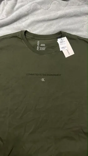 Camiseta CALVIN KLEIN nunca usada
