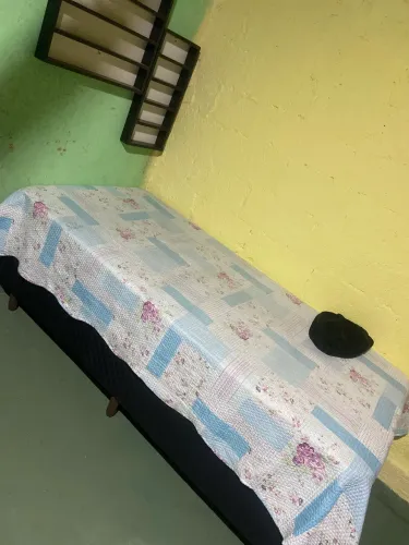 VENDO CAMA SOLTEIRÃO