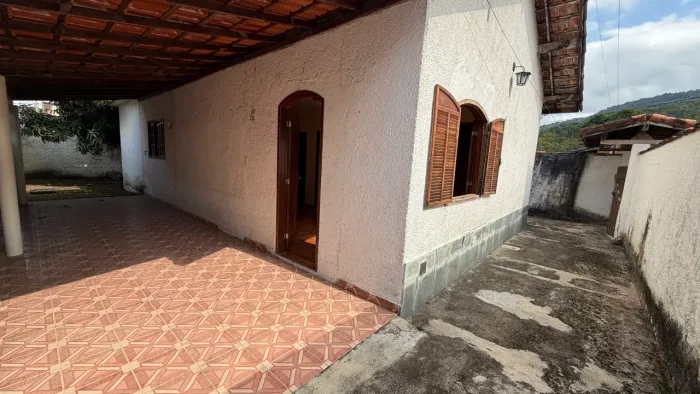 Guapimirim - Casa com 2qtos em Parada modelo 