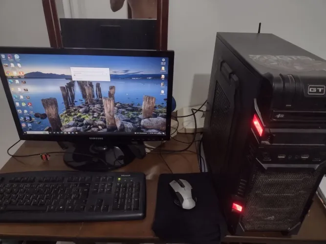 PC Gamer i7 Monitor 21 polegadas 