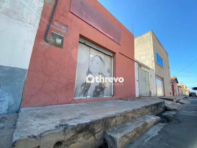 Casa com 2 dormitórios à venda, 143 m² por R$ 450.000,00 - Itararé - Teresina/PI
