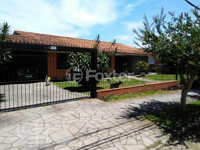 Casa à venda em Vila Assunção com 400 m², 7 quartos, 2 suítes, 4 vagas