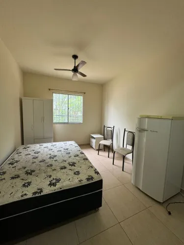 Kitnet Mobiliada com Água e Luz incluso