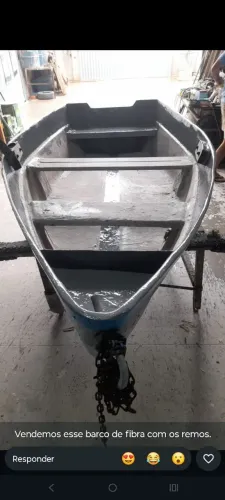 Barco de fibra