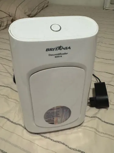 Desumidificador Britânia Antimofo 700ml Bivolt BDE01B