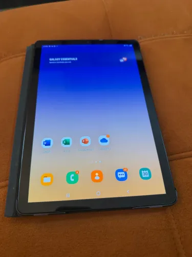 Tablet Samsung galaxy tab S4 com capa teclado e caneta. 